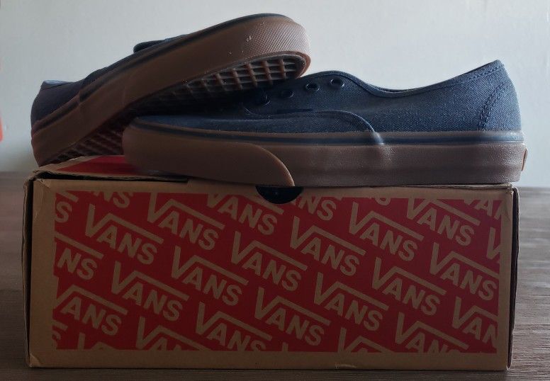 Vans Classic Canvas W6 DS