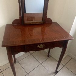 Vintage Style Vanity 