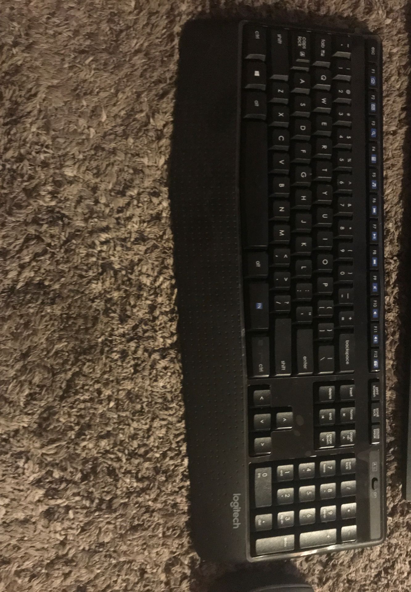 Brand new Logitech Wireless Keyboard and Mouse Combo
