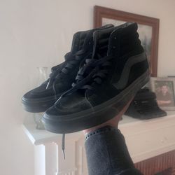 High Top Vans Size 7