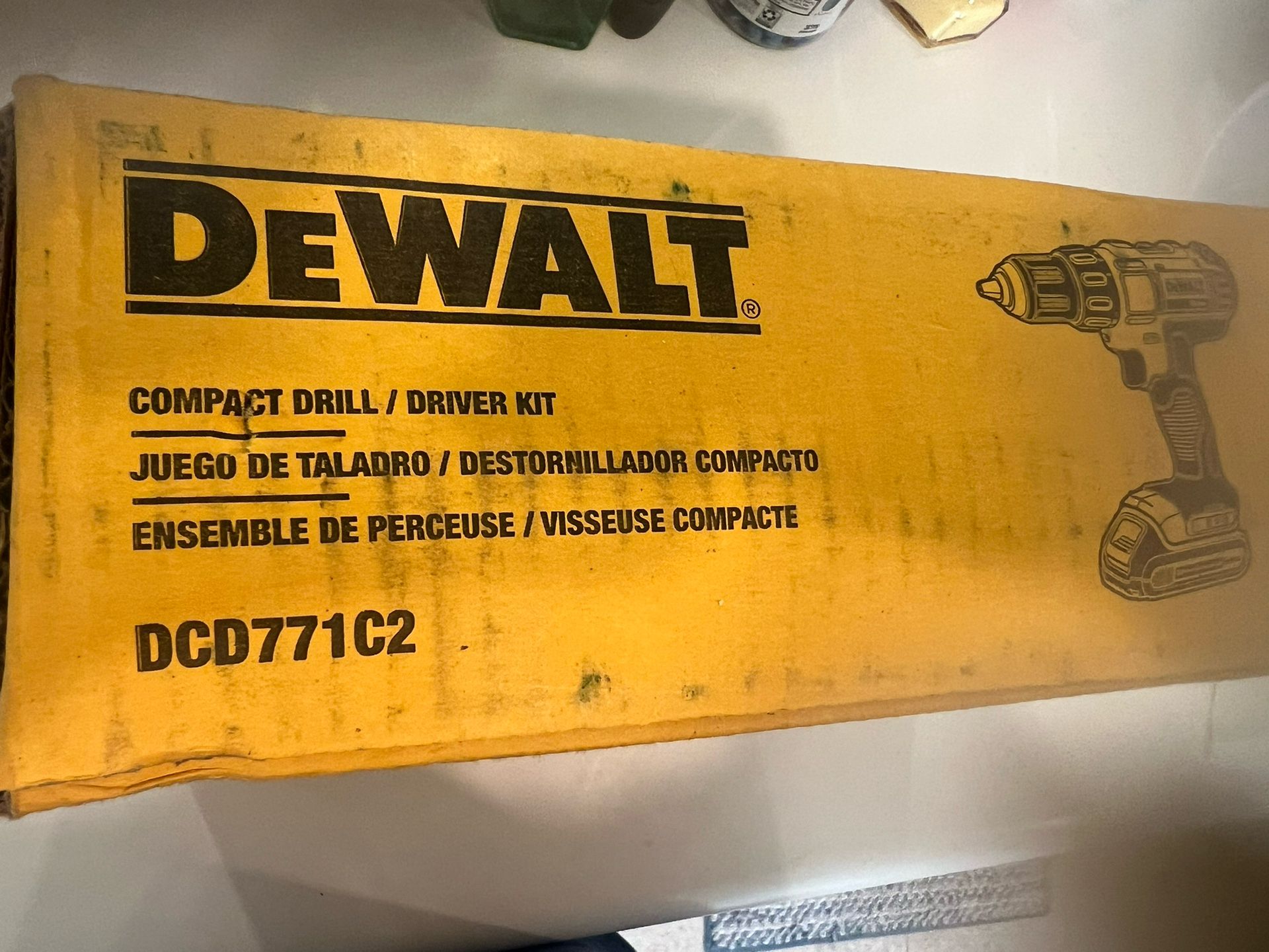Dewalt Compact Drill Driver Kit 