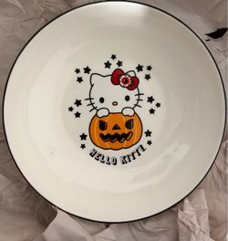 Hello Kitty Plates