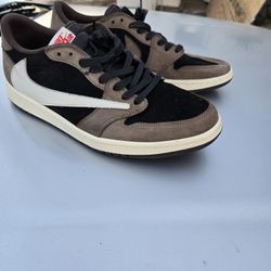 travis scott nike air jordans,mocha,size 13