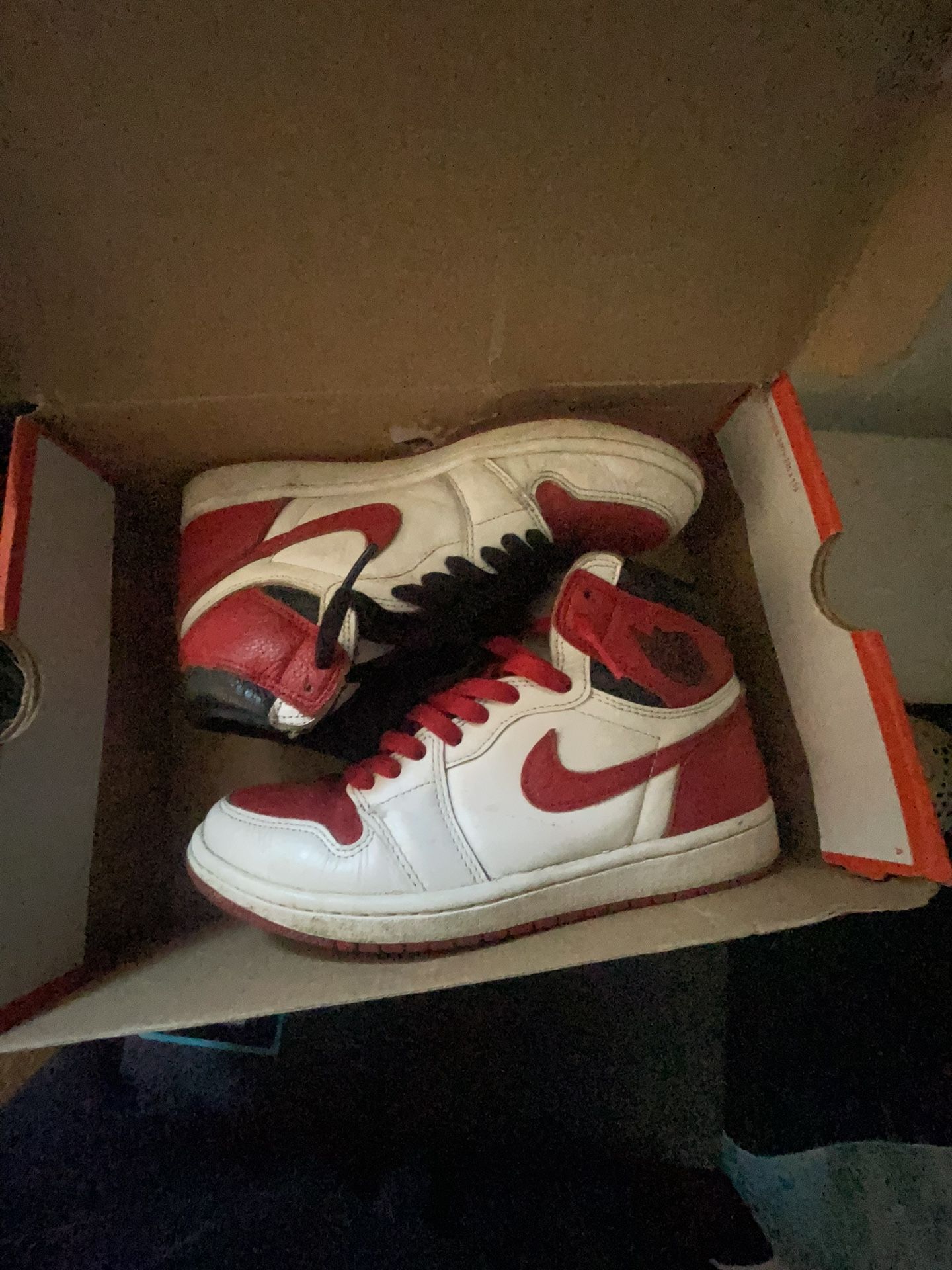 Jordan 1 White/university Red