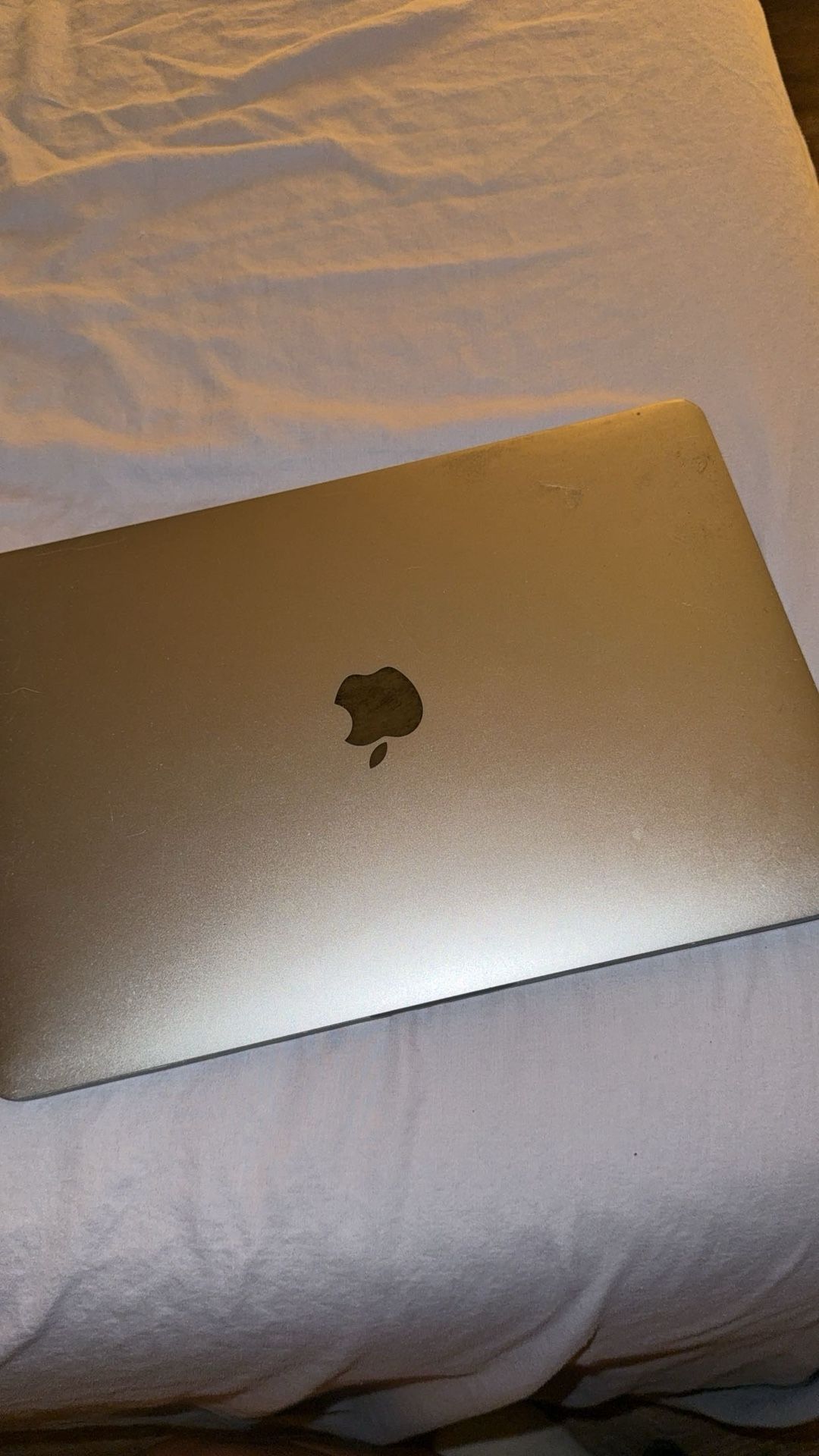 MacBook Pro (2018–2019) — For Parts / Not Working