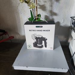 Retro Hand Mixer 