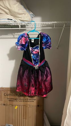 Kids costume dress up