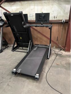 Echelon Stride-4s Treadmill incline folding easy use