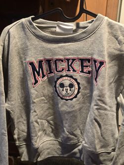 Girls gap sweater