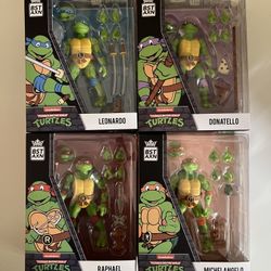 4 Ninja Turtles Action Figures
