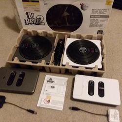 DJ Hero PS3 Party Bundle Great Condition