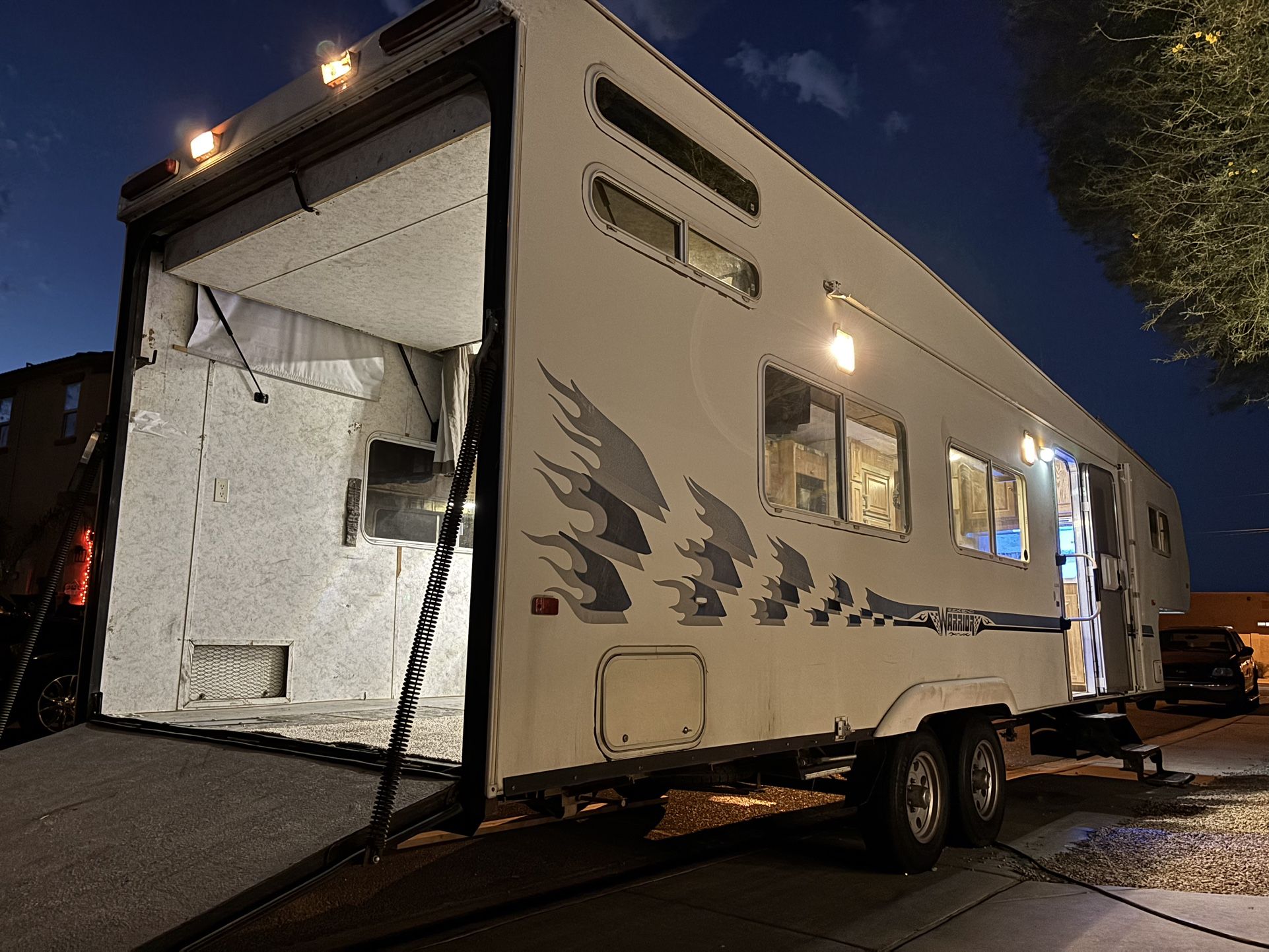 HUGE Garage Toy Hauler 35’ Weekend Warrior