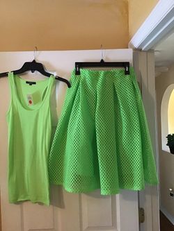 Beautiful flare pleated Skirt with Tank top New