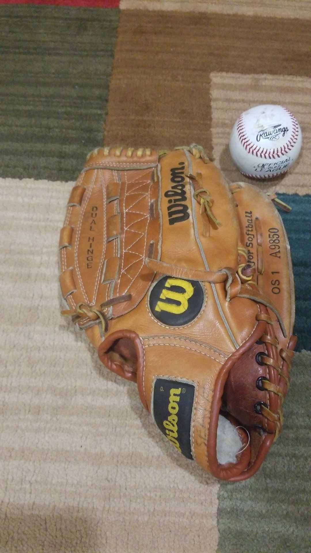 Baseball glove