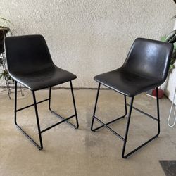 2 Barstool Chairs