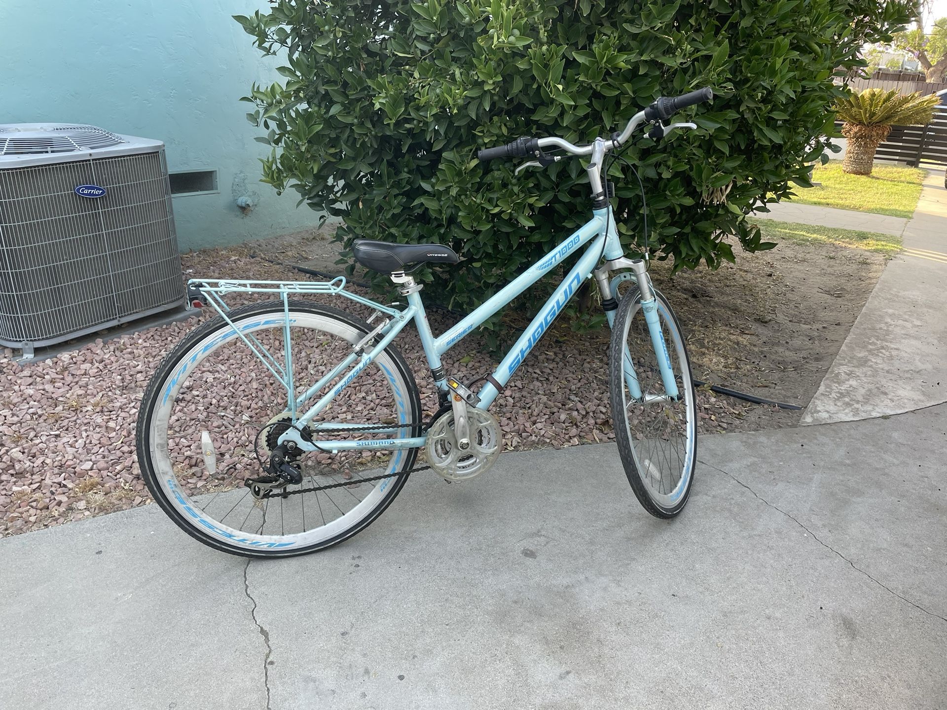 Shogun T1000 Womens Hybrid Bike