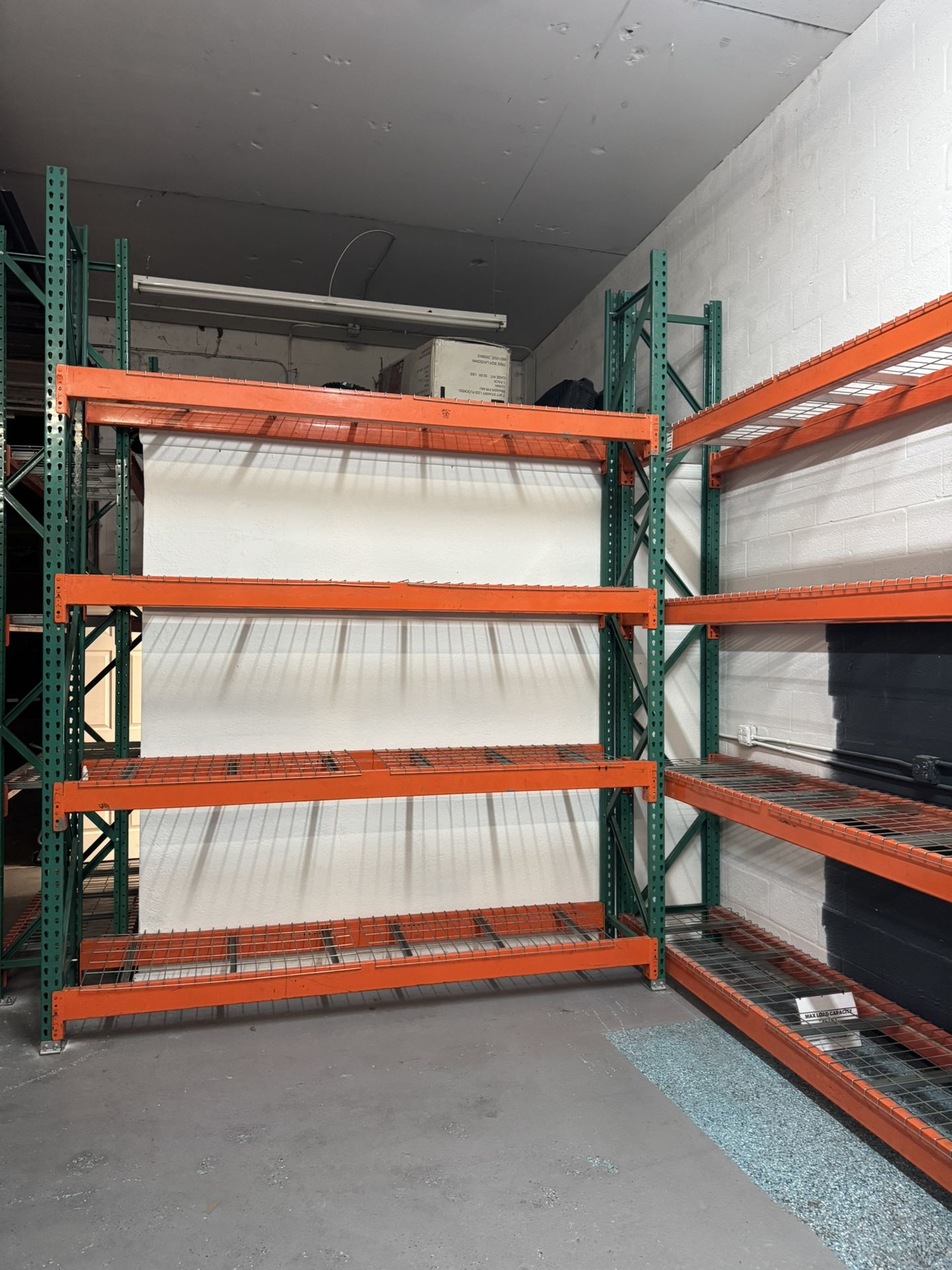 PALLET RACKS POSITION NEW AND USED CONDITION 