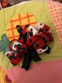 Minnie Mouse hair bow