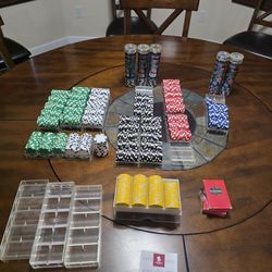 Over 1,000 poker chips