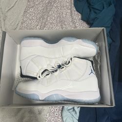 Legend Blue 11s Size 12