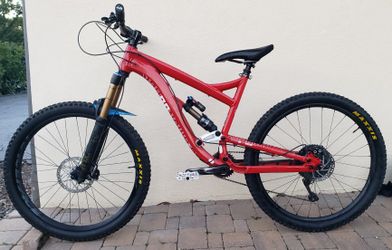 2017 Diamondback Mission Pro Full Suspension Mountain Bike