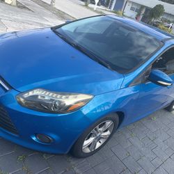 2014 Ford Focus Blue