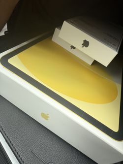 Yellow iPad A16