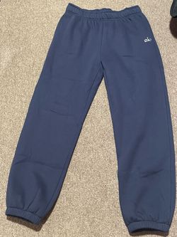 alo yoga sweatpants
