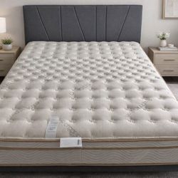 Saatva Classic Mattress 14,5” – Queen | Firm | Like New