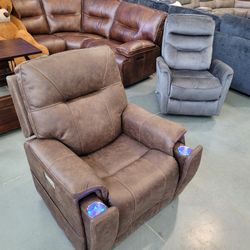 💥 Need A New Recliner Or Lift Recliner Today?  💥 Stop In And Take One Home!