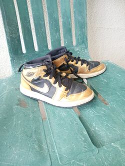 Nike Air Jordans 13.5 Little Kid