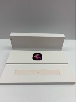 Apple Watch series 11 rose gold