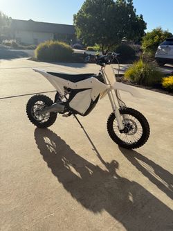 Rtr lite barely used