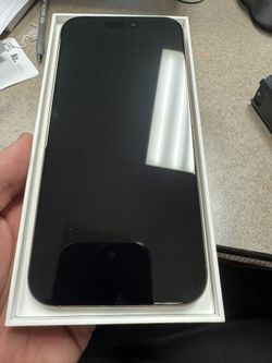 iPhone 16 Pro Maxx 256 UNLOCKED