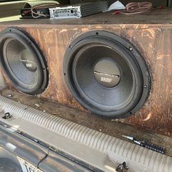 2.  15 In Bang Subs And 2. 3000 W Amps