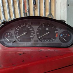 Bmw E36 euro Cluster