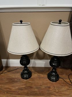 2lamps Excellent Condition. From Lamps Plus