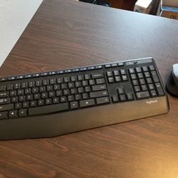 Logitech Wireless Keyboard And Mouse 