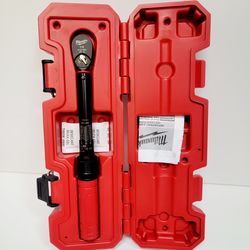 1/4 drive torque wrench. Has a 40-200 in-lbs range. Comes with its original red hard case and instructions.