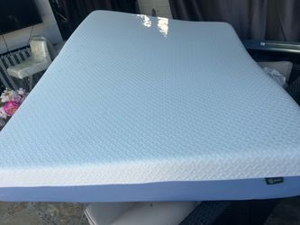 Zinus memory foam mattress