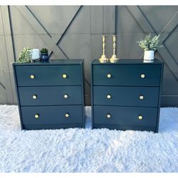 Gorgeous Refinished Dressers / Nightstands Set