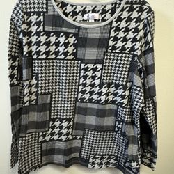 Denim & Co Women's Plaid Jacquard Pullover Top Shirt .. Size Large NWOT