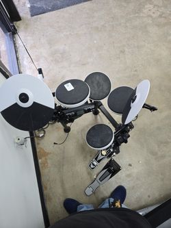 Roland Electronic Drum Set