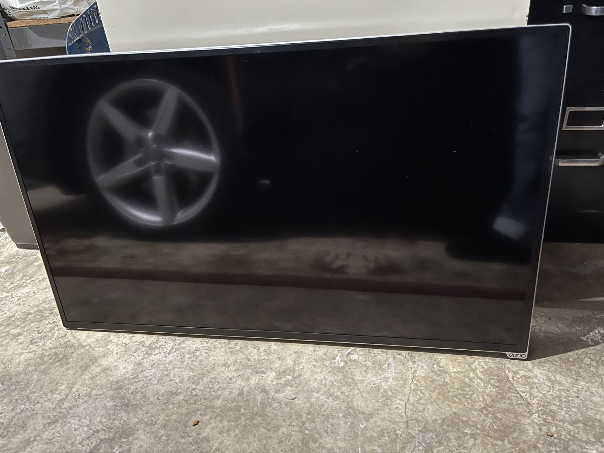 ***TV