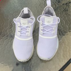 Ladies Adidas Sz 51/2 