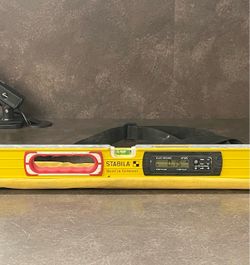 48" STABILA Electronic Magnetic Level IP65 TECH 196 with Carry Case