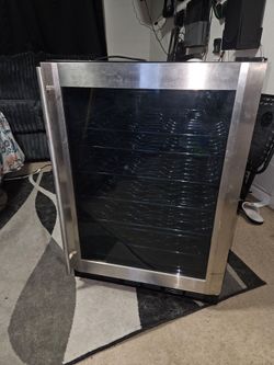 Vissani wine fridge
