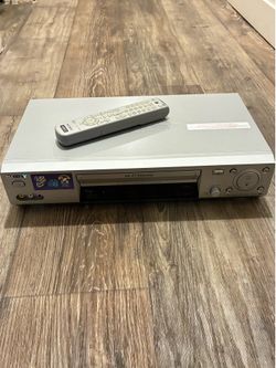 SONY SLV-N88 VHS VCR Video Cassette Recorder With Remote Works