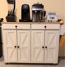 Kitchen island