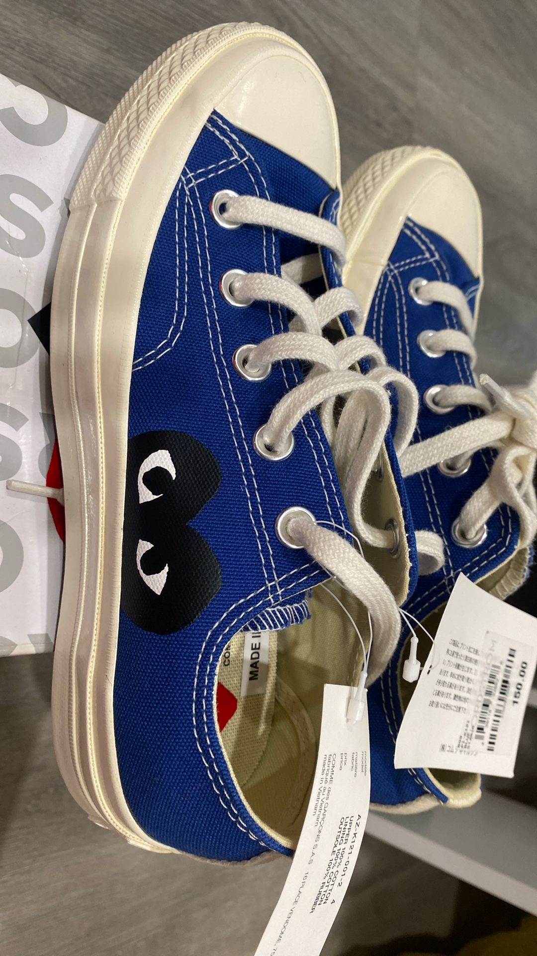 Play Comme des Garcons Converse